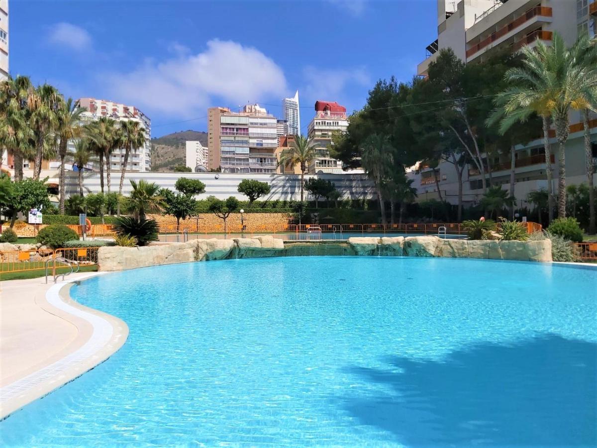 Gemelos 22-3-12 Benidorm Extérieur photo