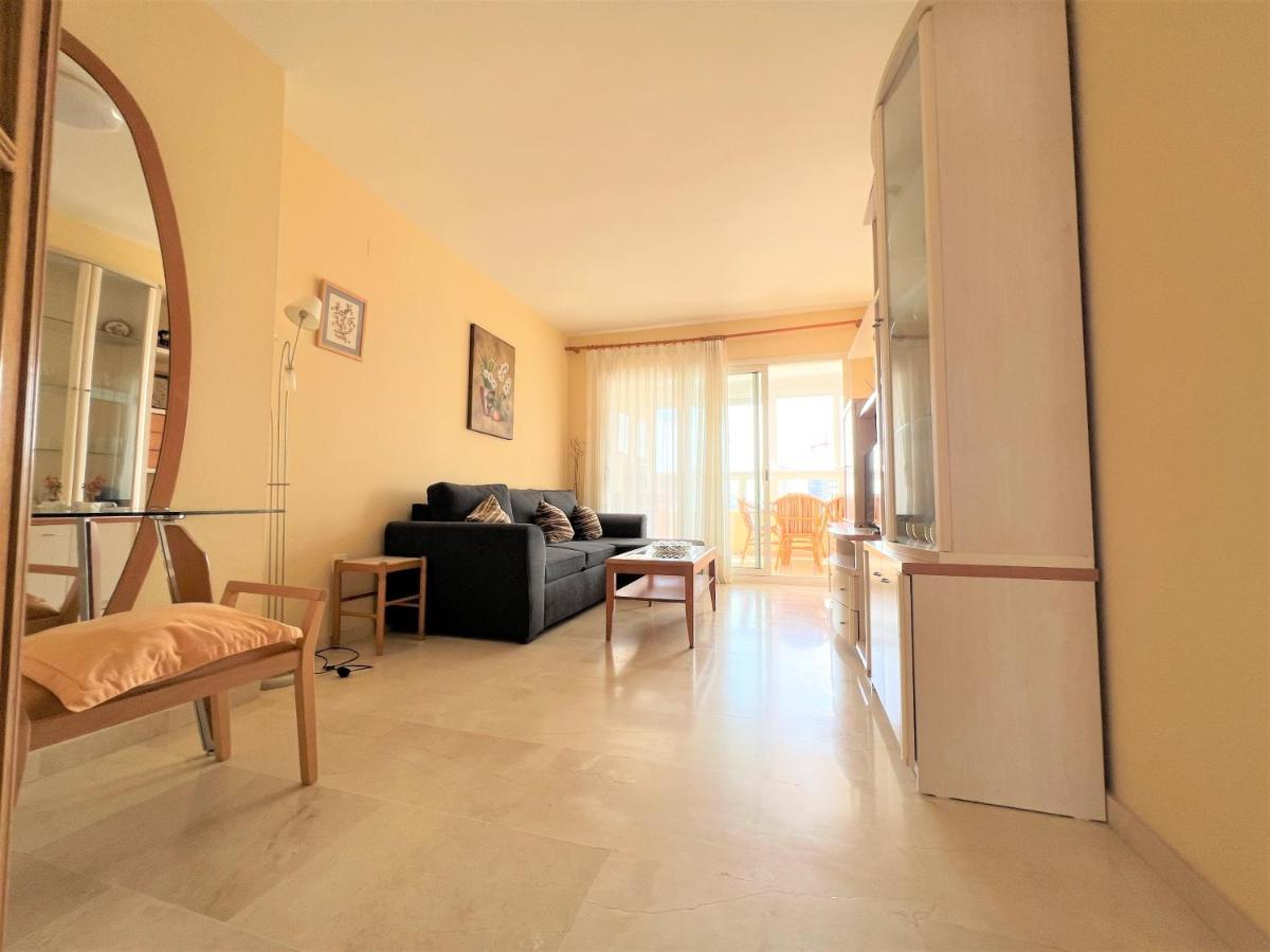 Gemelos 22-3-12 Benidorm Extérieur photo