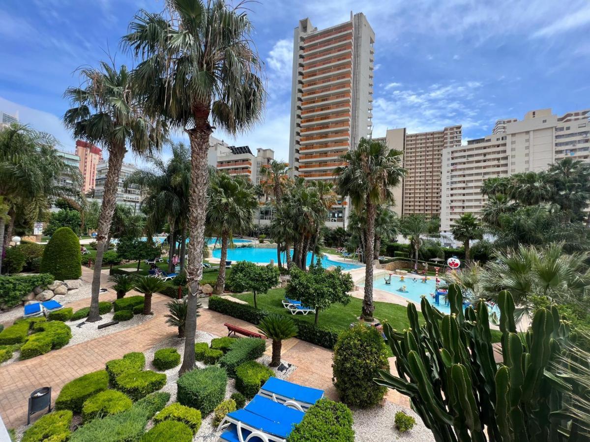 Gemelos 22-3-12 Benidorm Extérieur photo