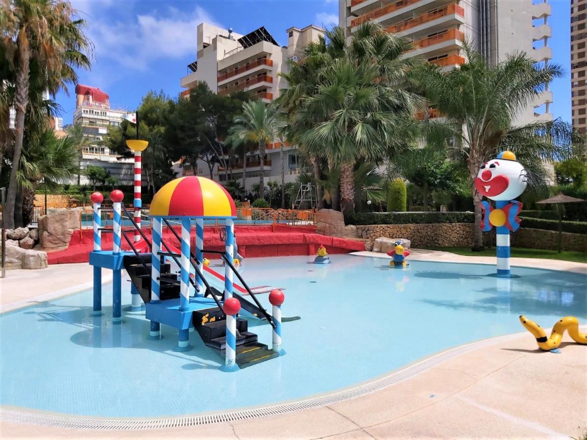 Gemelos 22-3-12 Benidorm Extérieur photo